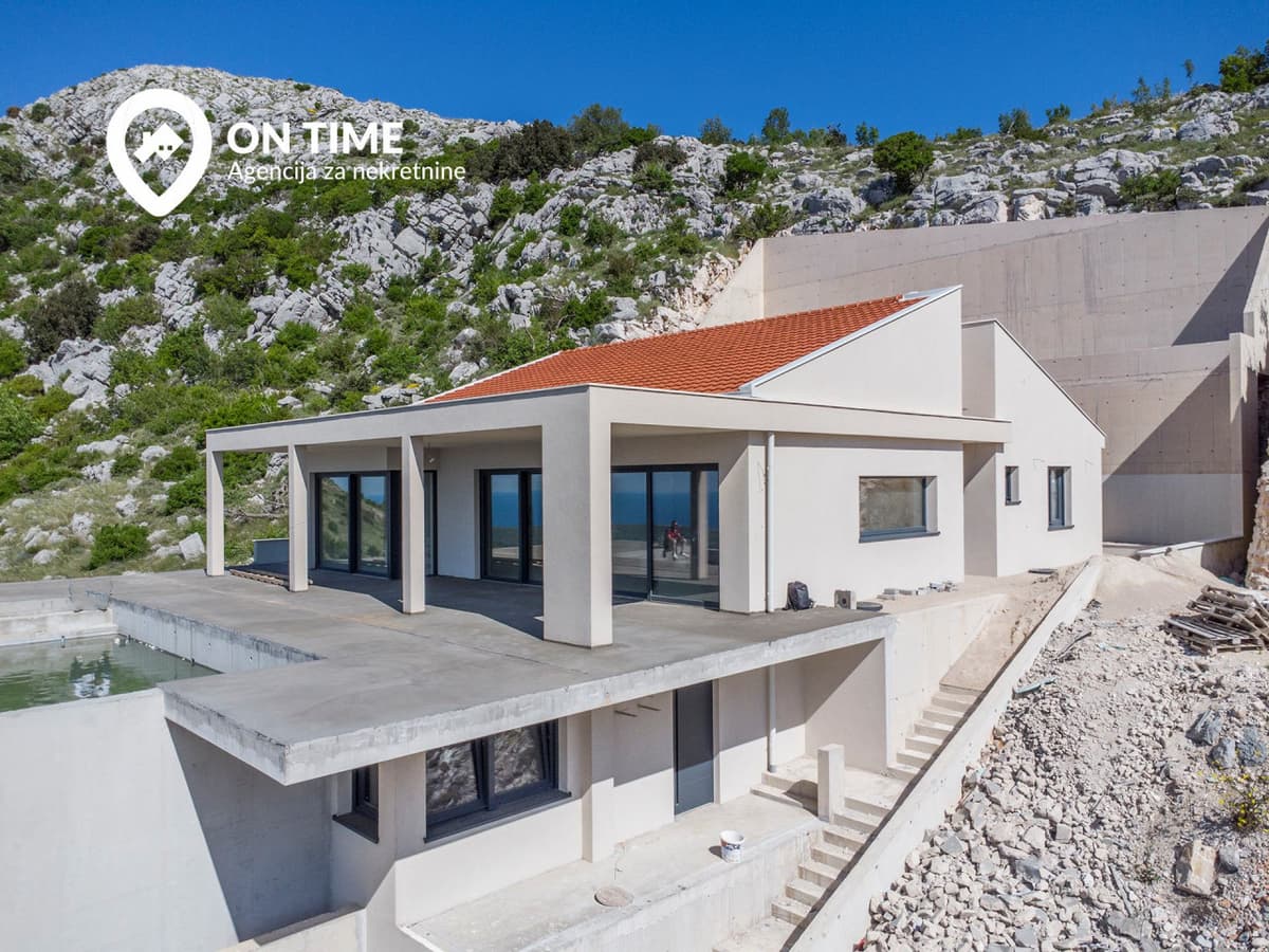 Vila sa bazenom, Ivanica photo 1