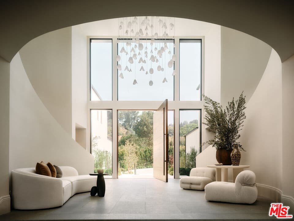 73 Beverly Park Ln photo 4