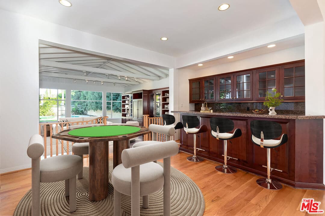 502 N Palm Dr photo 6